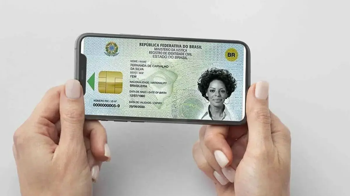 A carteira de identidade, também conhecida como carteira de identidade (CIN) ou Registro Geral (RG), é a principal carteira de identidade emitida para cidadãos do Brasil ou de Portugal com direitos equivalentes.
